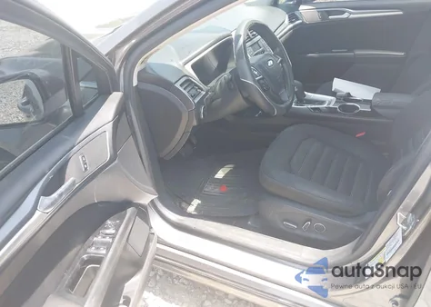 2013 Ford Fusion Se z USA, uszkodzony, nr VIN 3FA6P0H72DR203037